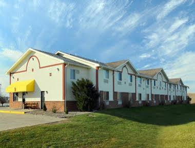Hotel Super 8 By Wyndham Pontiac Extérieur photo